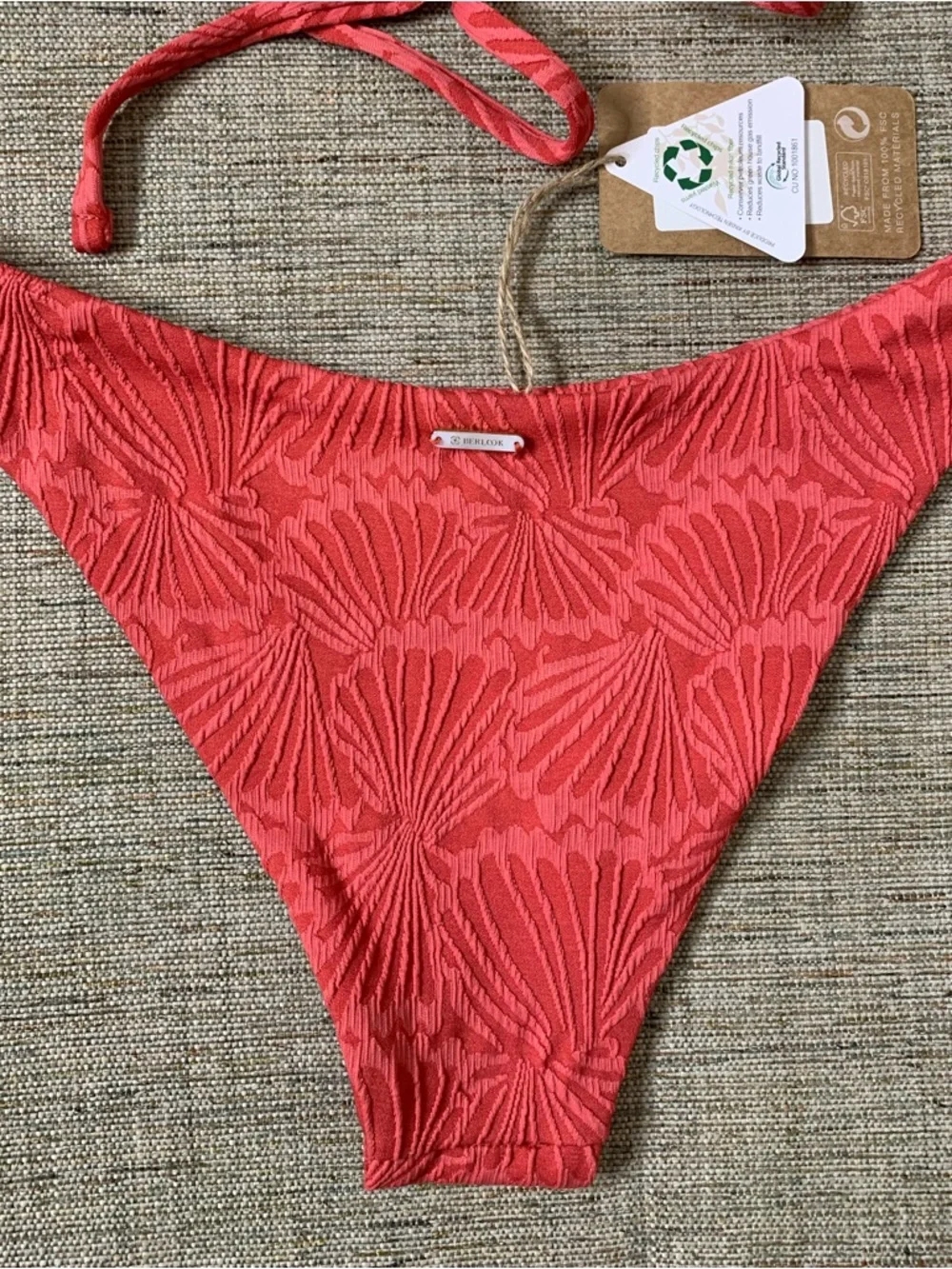 NWT BERLOOK Jacquard Seashell Bikini Swimsuit in Coral, Size XS - Picture 8 of 8